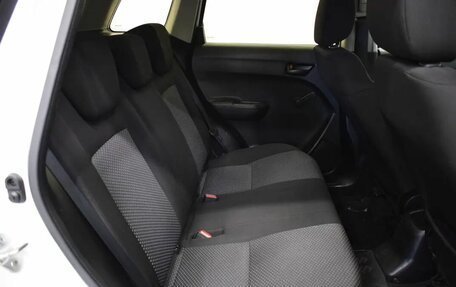 Suzuki Vitara II рестайлинг, 2016 год, 1 039 000 рублей, 11 фотография