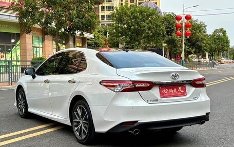 Toyota Camry, 2022 год, 2 425 000 рублей, 5 фотография