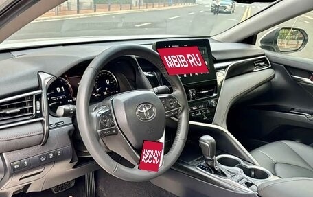 Toyota Camry, 2022 год, 2 425 000 рублей, 10 фотография
