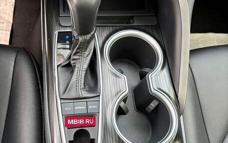 Toyota Camry, 2022 год, 2 425 000 рублей, 16 фотография