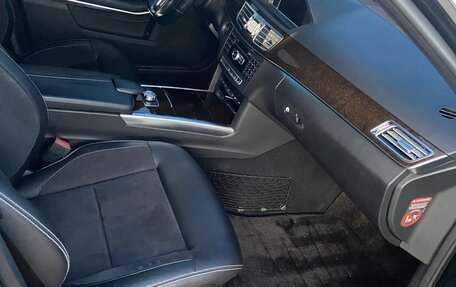 Mercedes-Benz E-Класс, 2014 год, 2 600 000 рублей, 5 фотография