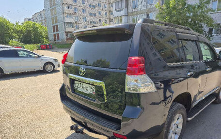 Toyota Land Cruiser Prado 150 рестайлинг 2, 2013 год, 2 600 000 рублей, 28 фотография
