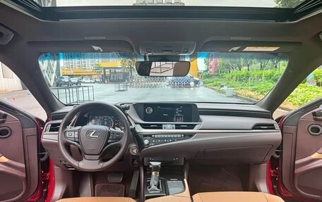 Lexus ES VII, 2021 год, 2 943 030 рублей, 8 фотография