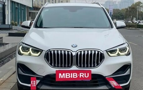 BMW X1, 2021 год, 1 800 000 рублей, 2 фотография