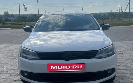 Volkswagen Jetta VI, 2014 год, 1 320 000 рублей, 5 фотография