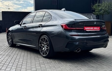 BMW 3 серия, 2021 год, 4 650 000 рублей, 13 фотография