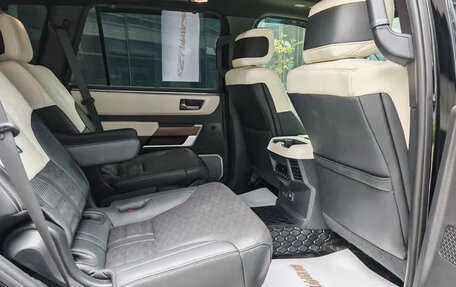 Toyota Sequoia, 2023 год, 9 570 011 рублей, 12 фотография
