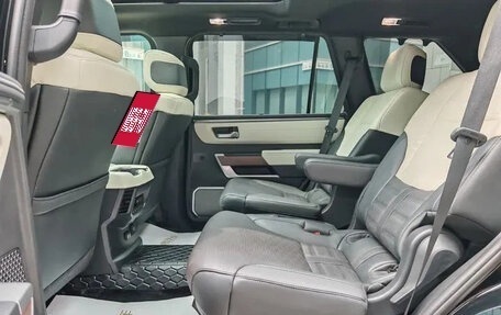 Toyota Sequoia, 2023 год, 9 570 011 рублей, 14 фотография