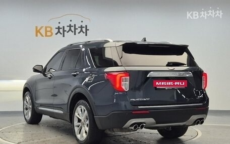 Ford Explorer VI, 2022 год, 3 600 000 рублей, 3 фотография