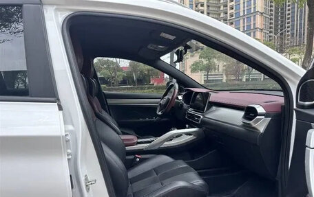 Geely Coolray I, 2022 год, 1 135 000 рублей, 6 фотография