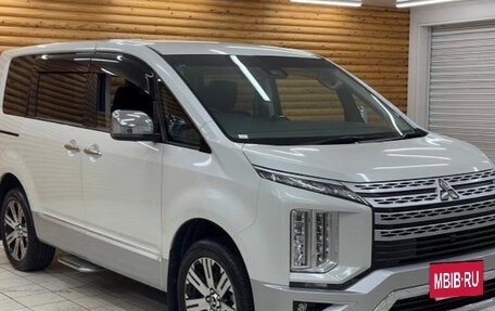 Mitsubishi Delica D:5 I, 2022 год, 2 845 000 рублей, 3 фотография