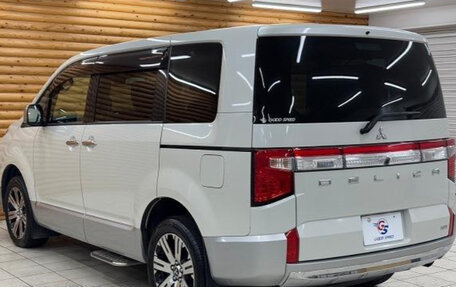Mitsubishi Delica D:5 I, 2022 год, 2 845 000 рублей, 6 фотография