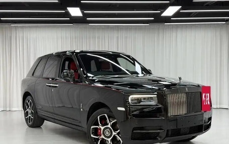 Rolls-Royce Cullinan, 2022 год, 68 000 272 рублей, 3 фотография