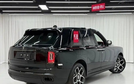 Rolls-Royce Cullinan, 2022 год, 68 000 272 рублей, 6 фотография