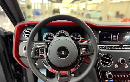 Rolls-Royce Cullinan, 2022 год, 68 000 272 рублей, 16 фотография