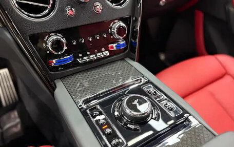 Rolls-Royce Cullinan, 2022 год, 68 000 272 рублей, 18 фотография