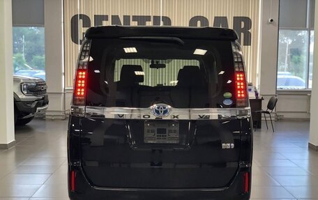 Toyota Voxy III, 2015 год, 1 920 000 рублей, 4 фотография