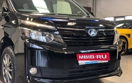 Toyota Voxy III, 2015 год, 1 920 000 рублей, 31 фотография