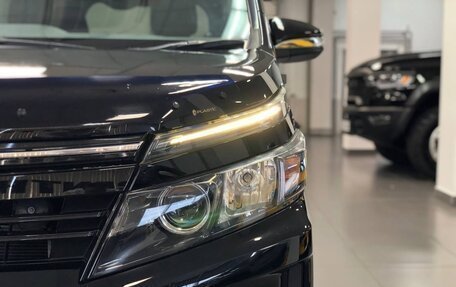 Toyota Voxy III, 2015 год, 1 920 000 рублей, 33 фотография