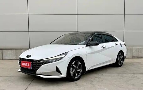 Hyundai Elantra, 2022 год, 1 500 000 рублей, 3 фотография