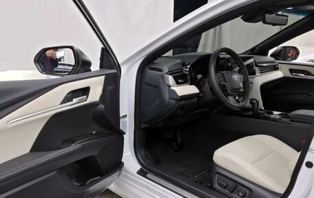 Toyota Camry, 2024 год, 5 350 000 рублей, 5 фотография