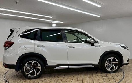 Subaru Forester, 2021 год, 2 248 000 рублей, 4 фотография