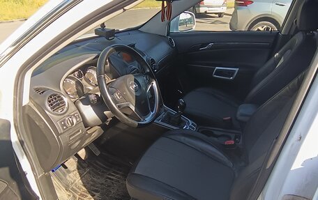 Opel Antara I, 2013 год, 1 350 000 рублей, 9 фотография