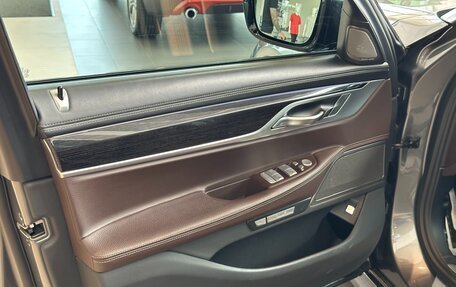 BMW 7 серия, 2017 год, 3 950 000 рублей, 10 фотография