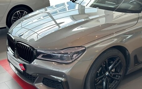BMW 7 серия, 2017 год, 3 950 000 рублей, 6 фотография
