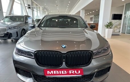 BMW 7 серия, 2017 год, 3 950 000 рублей, 4 фотография