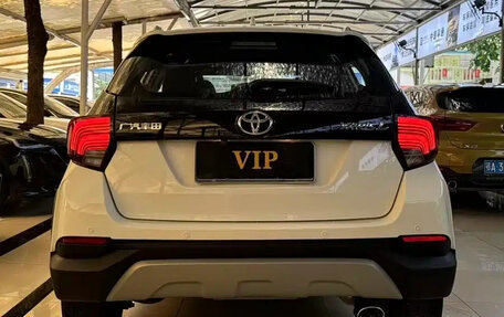 Toyota Yaris XP150 рестайлинг, 2021 год, 1 082 027 рублей, 6 фотография