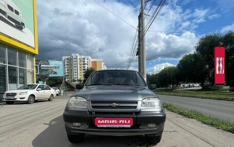 Chevrolet Niva I рестайлинг, 2005 год, 210 000 рублей, 1 фотография