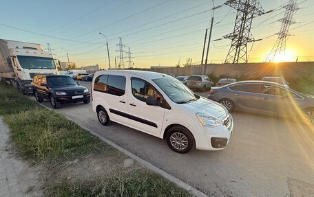 Peugeot Partner II рестайлинг 2, 2021 год, 1 950 000 рублей, 2 фотография