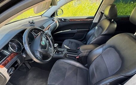 Skoda Superb III рестайлинг, 2012 год, 1 200 000 рублей, 10 фотография