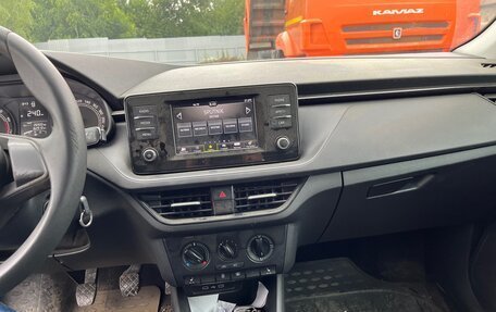 Skoda Rapid II, 2020 год, 950 000 рублей, 6 фотография
