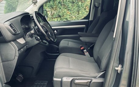 Peugeot Traveller I, 2019 год, 2 454 000 рублей, 8 фотография