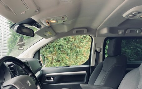 Peugeot Traveller I, 2019 год, 2 454 000 рублей, 10 фотография