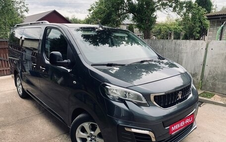 Peugeot Traveller I, 2019 год, 2 454 000 рублей, 3 фотография
