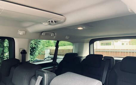 Peugeot Traveller I, 2019 год, 2 454 000 рублей, 20 фотография