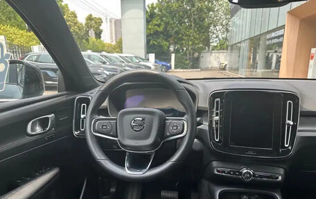 Volvo XC40 I, 2023 год, 2 300 000 рублей, 8 фотография