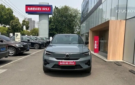 Volvo XC40 I, 2023 год, 2 300 000 рублей, 2 фотография