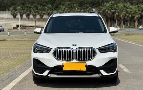BMW X1, 2022 год, 1 740 000 рублей, 2 фотография