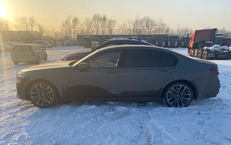 BMW 7 серия, 2022 год, 8 330 000 рублей, 4 фотография