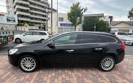 Volvo V60 I, 2013 год, 900 000 рублей, 4 фотография