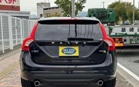 Volvo V60 I, 2013 год, 900 000 рублей, 7 фотография