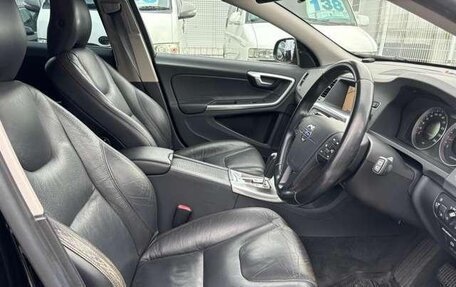 Volvo V60 I, 2013 год, 900 000 рублей, 13 фотография
