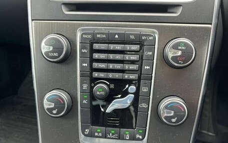 Volvo V60 I, 2013 год, 900 000 рублей, 25 фотография