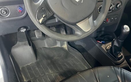 Renault Logan II, 2016 год, 550 000 рублей, 5 фотография