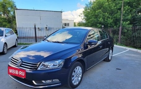 Volkswagen Passat B7, 2011 год, 1 380 000 рублей, 2 фотография