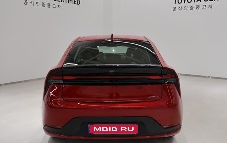 Toyota Prius IV XW50, 2024 год, 4 100 000 рублей, 5 фотография